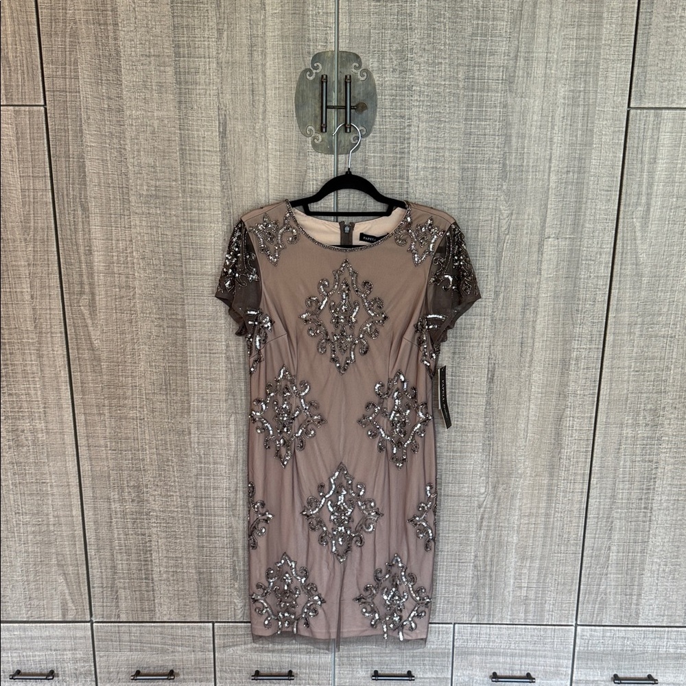 Adrianna Papell‎ Women's Short Beaded Dress, Lead/Nude